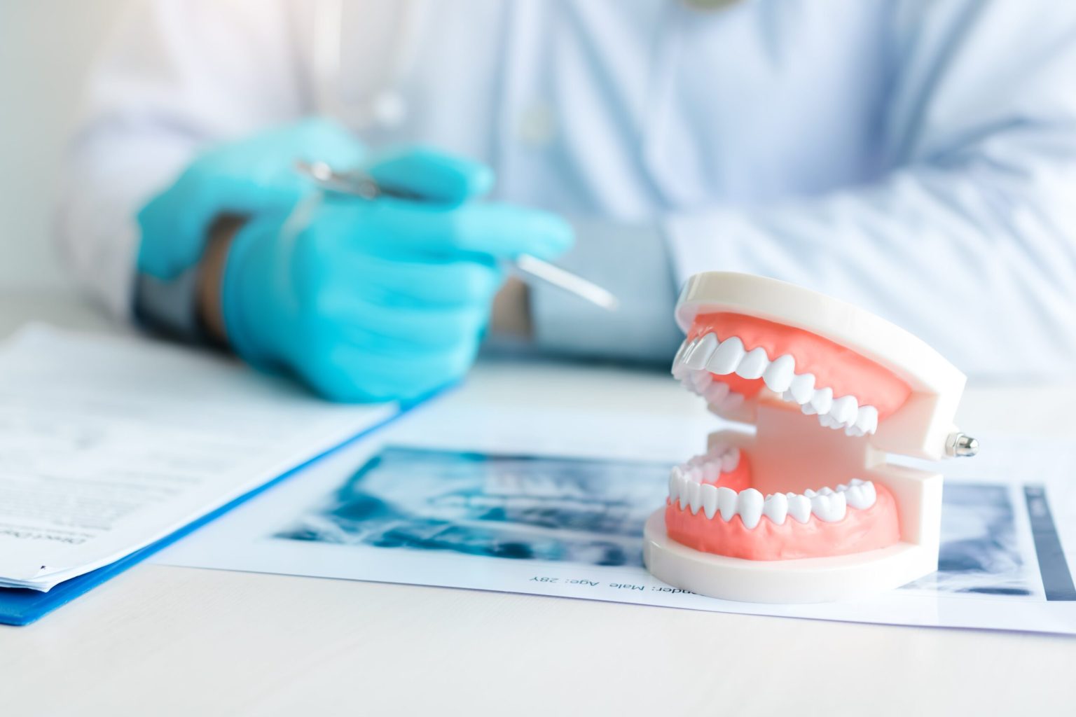 Choosing Dentures for Improved Oral Function